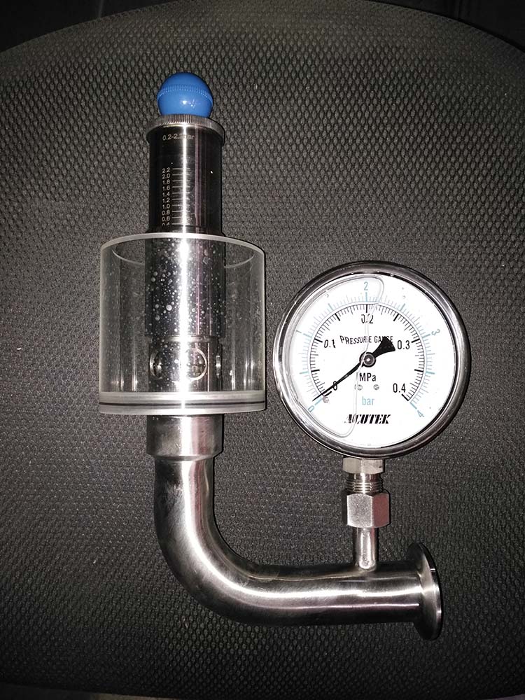 Mechanical bunging valve for beer pressurized fermentations